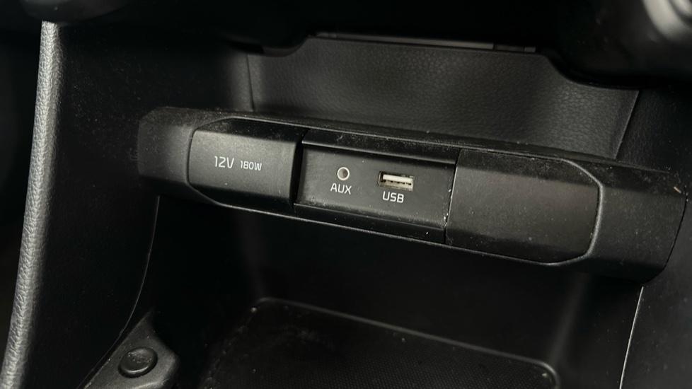 USB / AUX