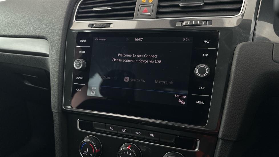 Apple Carplay / Android Auto