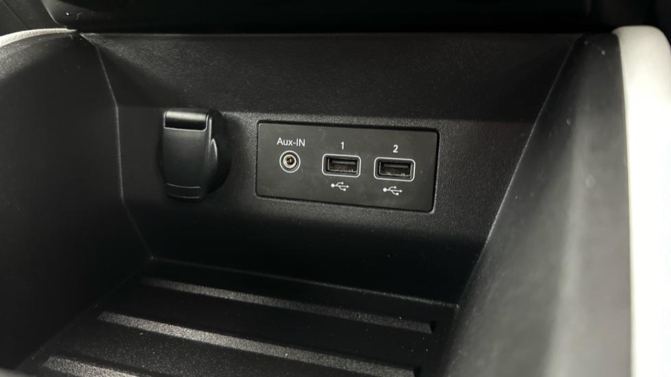 USB / AUX