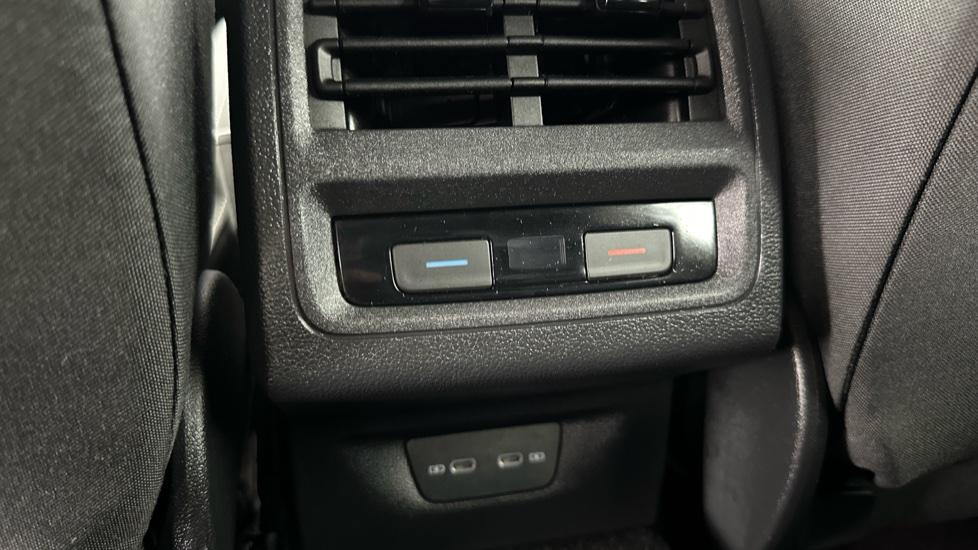 Rear Climate Control