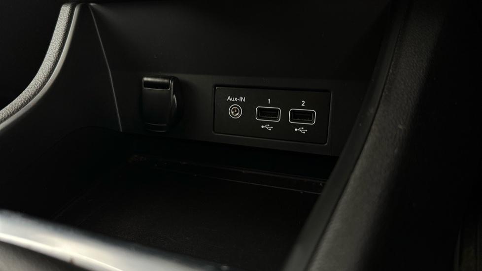 USB / AUX