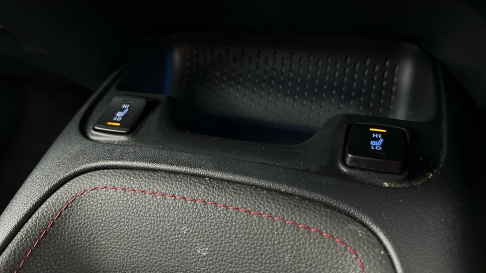 Heated / Cooling Seats