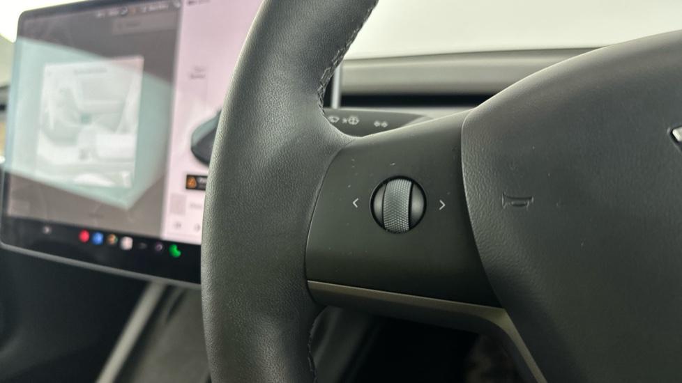 Electric Steering Wheel Adjust