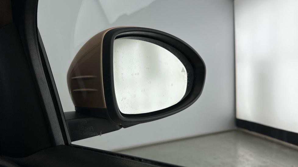 Blind Spot Monitoring System 