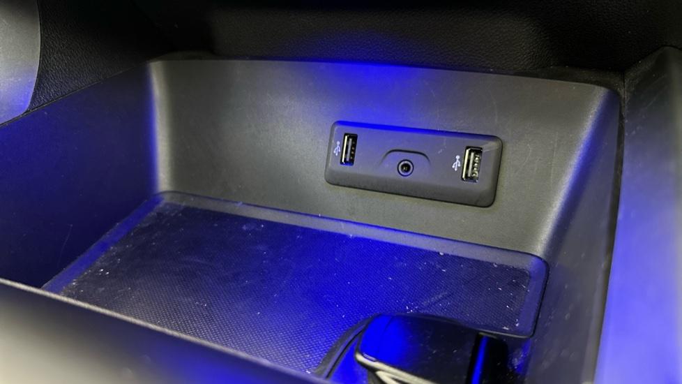 USB / AUX