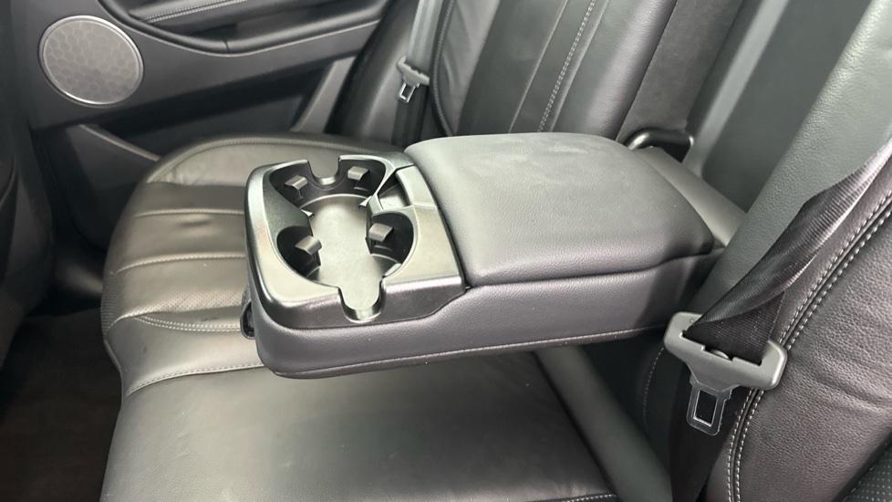 Rear Armrest/ Cup Holder