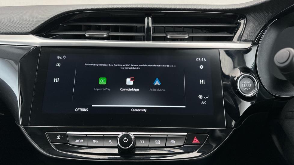 Apple Car Play & Android Auto