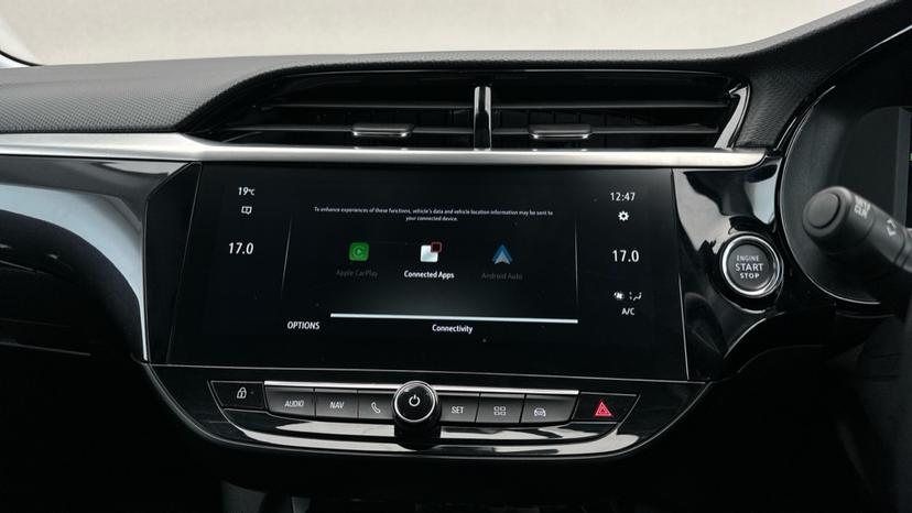 Apple CarPlay/Android Auto 