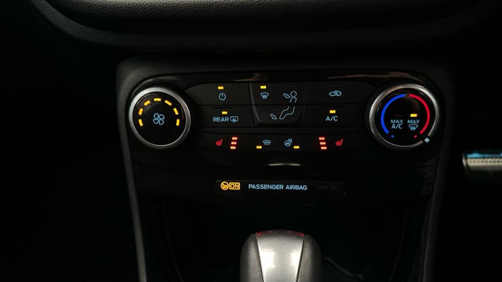 Air Conditioning /Heated Seats /Heated Steering Wheel 