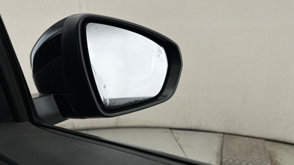 Blind Spot Monitoring System 