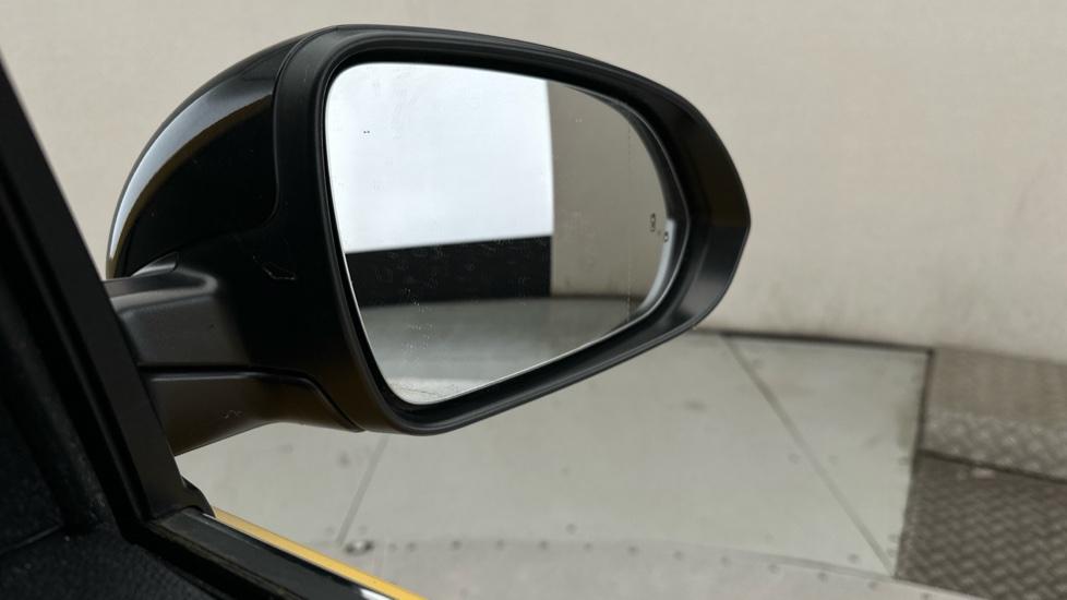 Blind Spot Monitoring System 