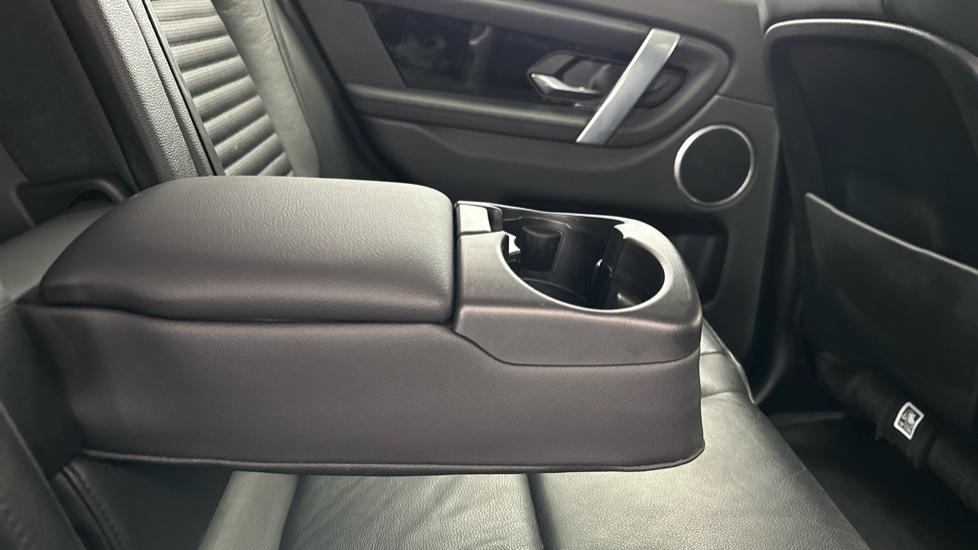 Rear Armrest/ Cup Holder