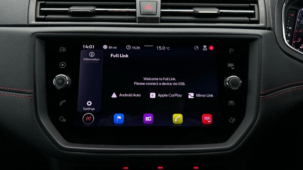 Apple Car Play & Android Auto