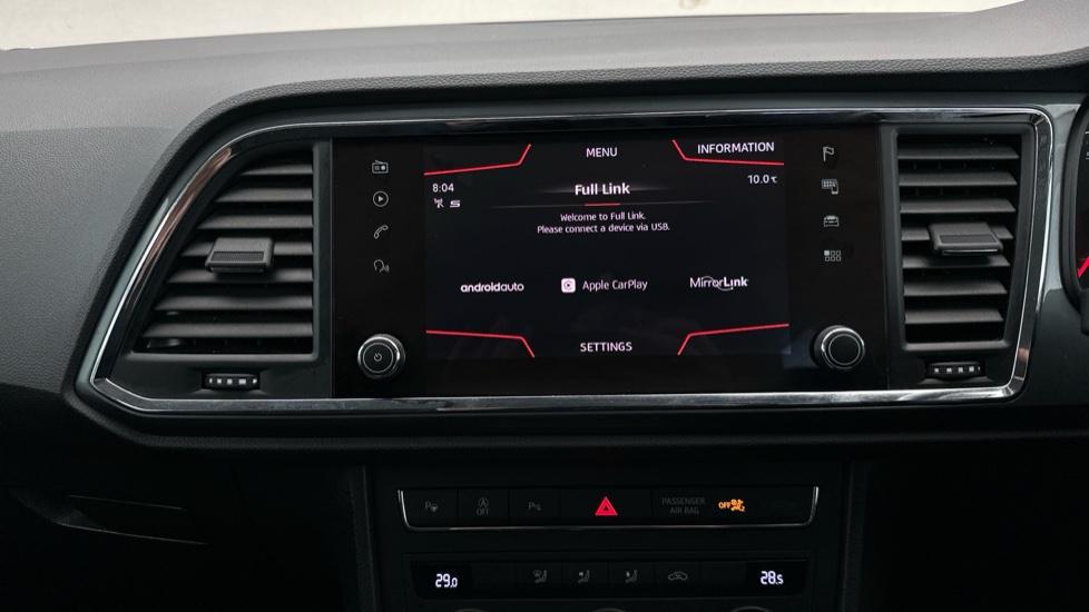 Apple Car Play & Android Auto