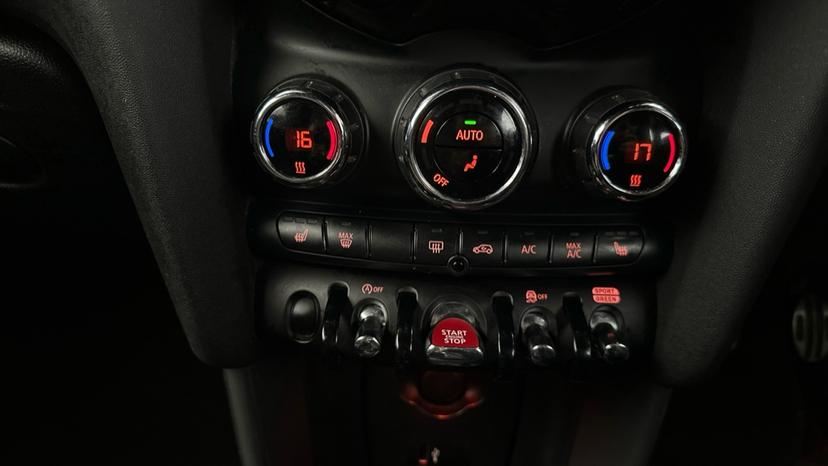 Air Conditioning /Dual Climate Control 