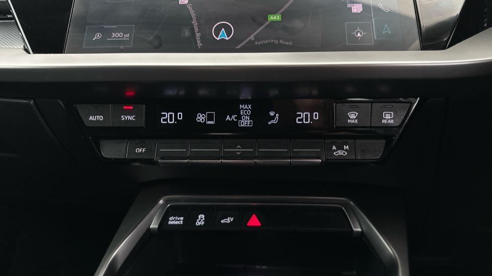 Air Conditioning / Dual Climate Control 