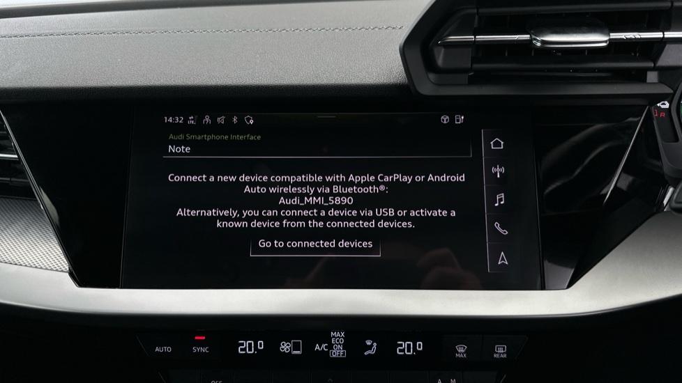 Apple Car Play & Android Auto