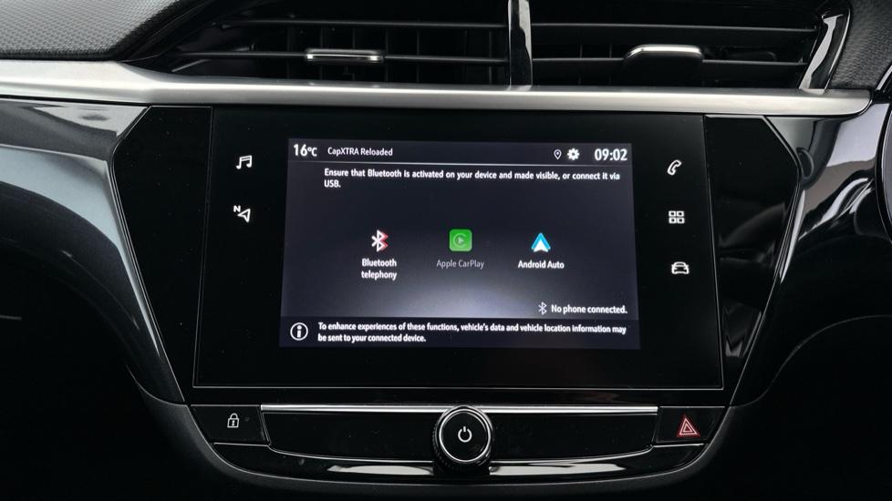 Apple Car Play & Android Auto