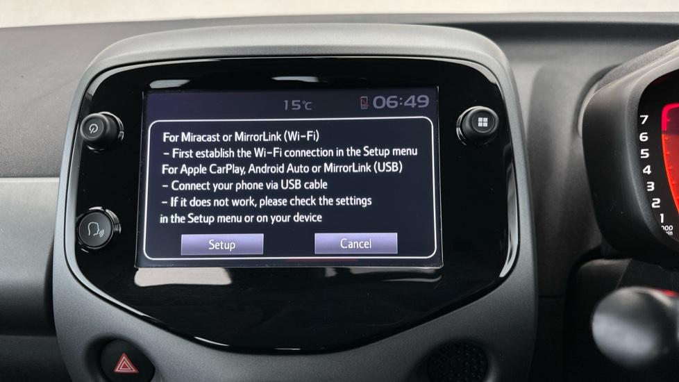 Apple Car Play & Android Auto