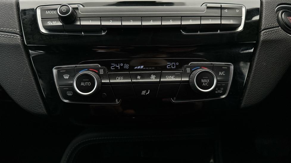 Air Conditioning /Dual Climate Control 