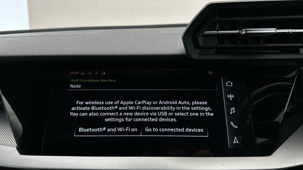 Apple Car Play & Android Auto