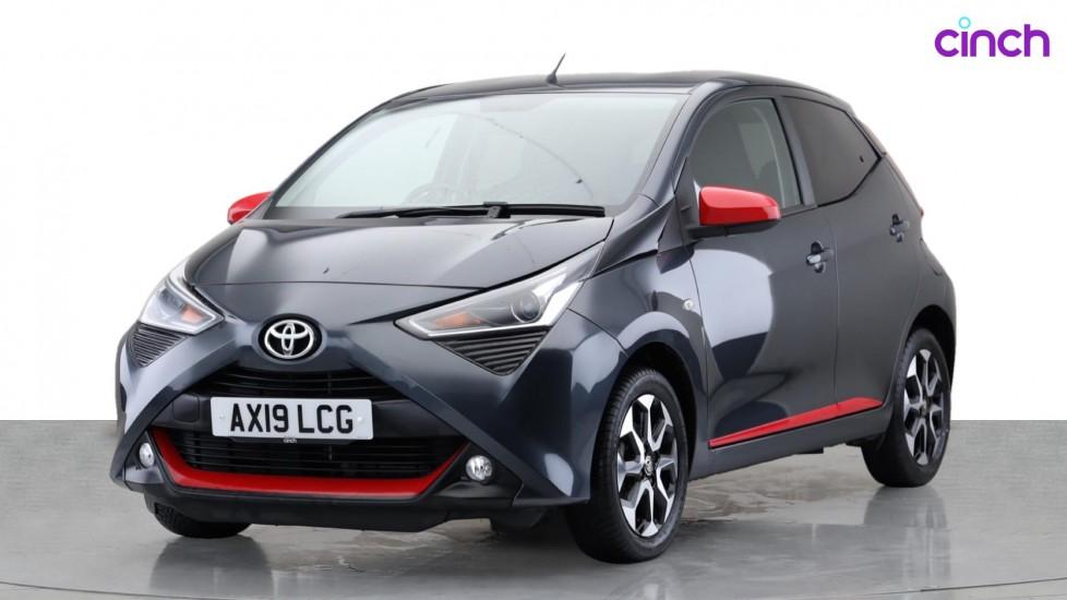 Used 2019 GREY Toyota Aygo 1.0 VVT-i X-Trend 5dr x-shift, 26,153 miles ...