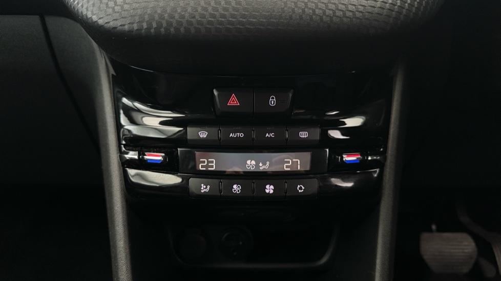 Air Conditioning /Dual Climate Control 