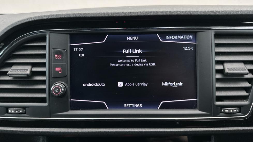 Apple Car Play & Android Auto