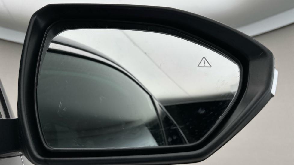 Blind Spot Monitoring System 