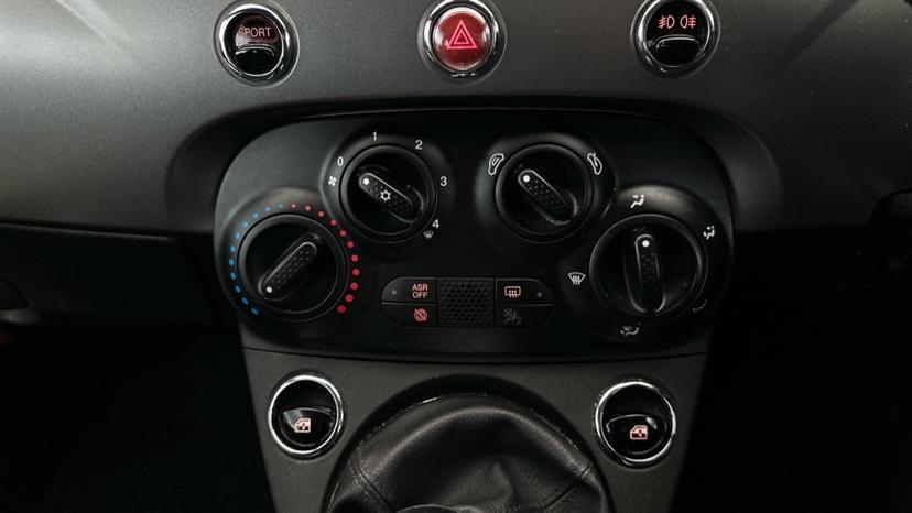 Electric Windows/Auto Stop/Start/Air Conditioning 