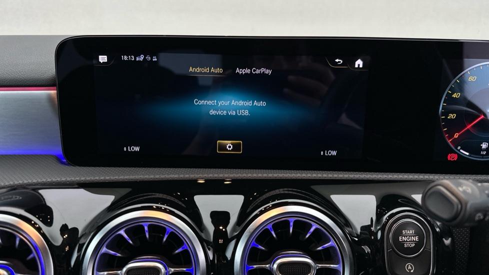 Apple Car Play & Android Auto