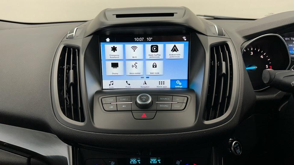 Apple Car Play & Android Auto