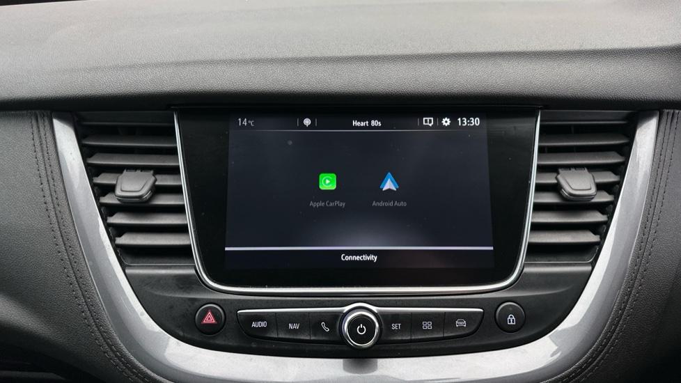 Apple Car Play & Android Auto