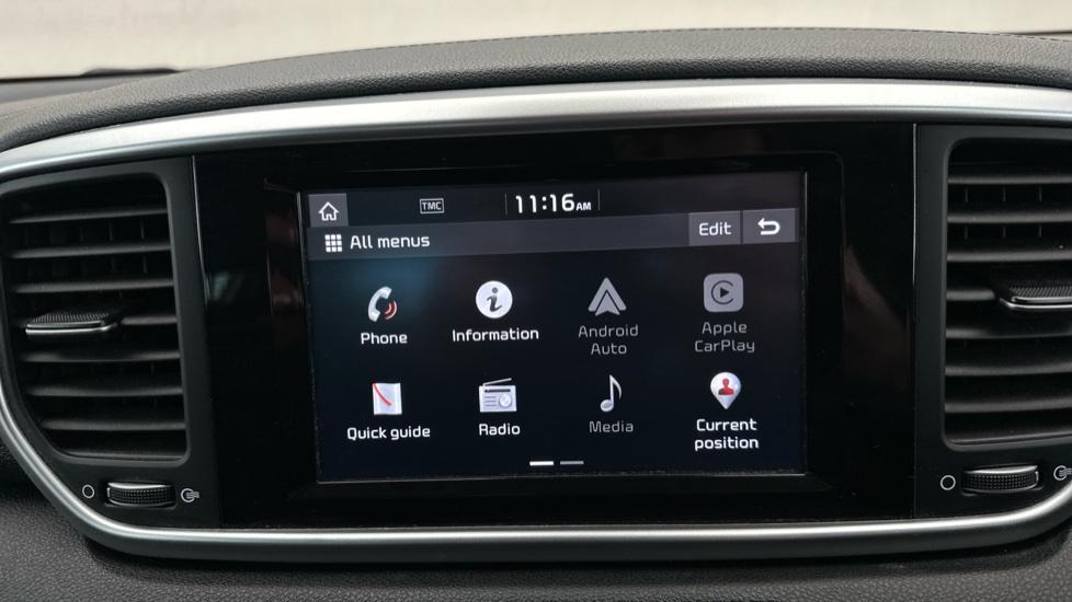 Apple Car Play & Android Auto