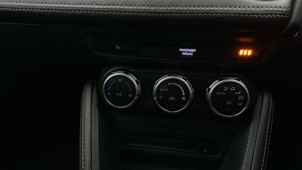 Air Conditioning /Heated Seats 