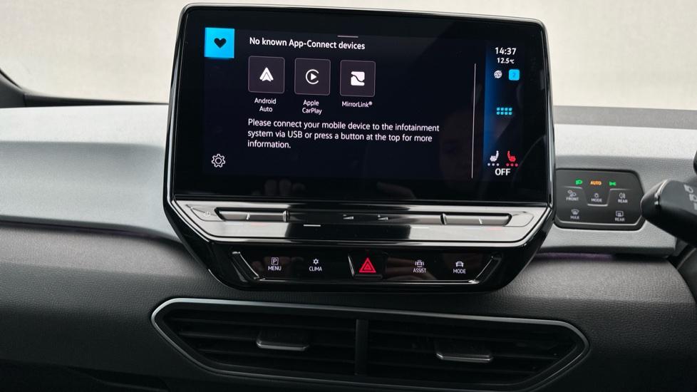 Apple Car Play & Android Auto