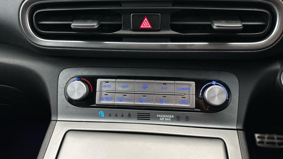 Air Conditioning /Dual Climate Control 