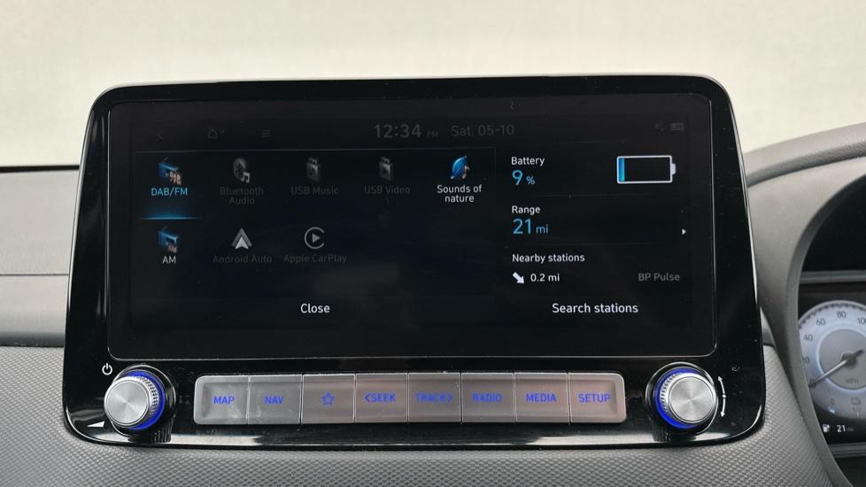 Apple Car Play & Android Auto