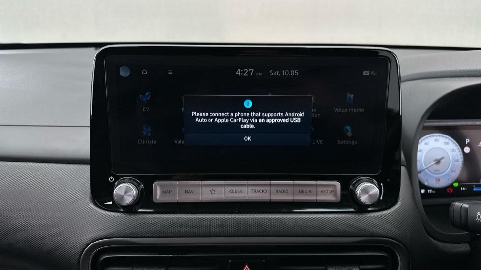 Apple Car Play & Android Auto