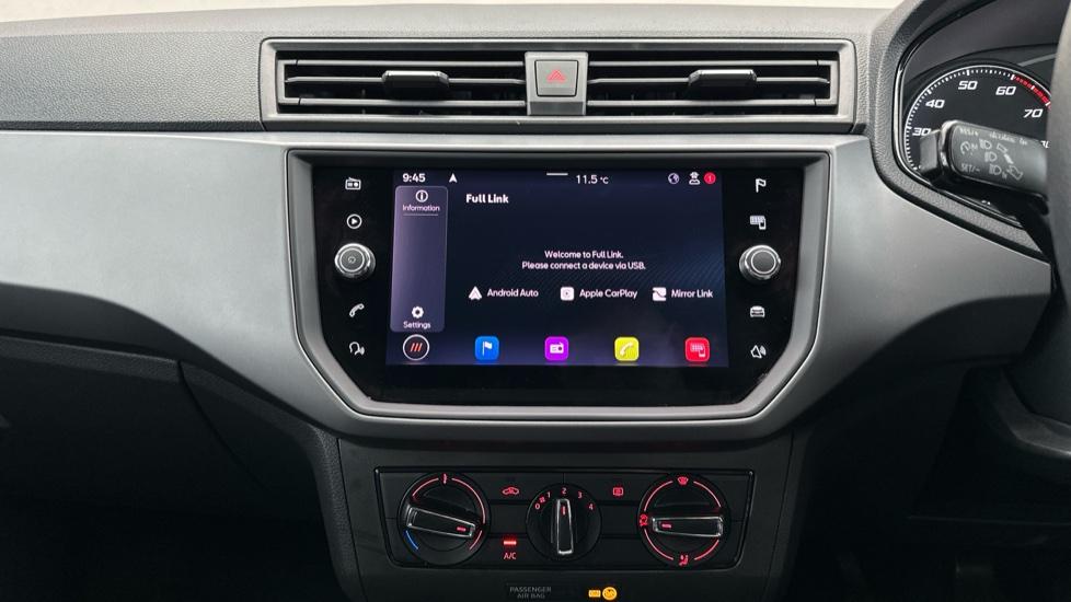 Apple Car Play & Android Auto