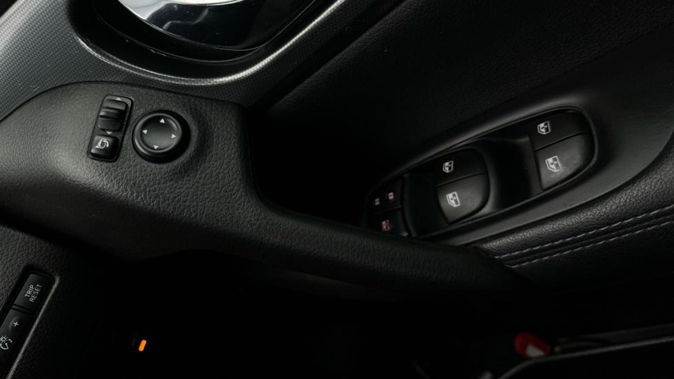 Electric Windows / Wing Mirrors 