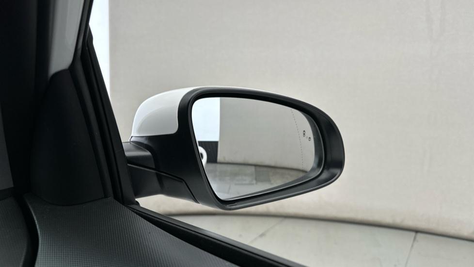 Blind Spot Monitoring System 