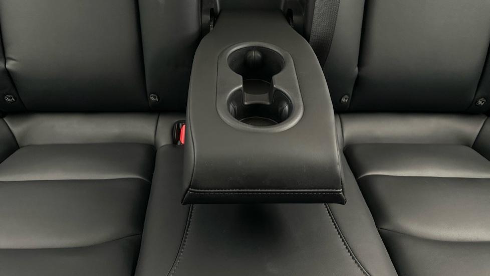 Rear Armrest/ Cup Holder