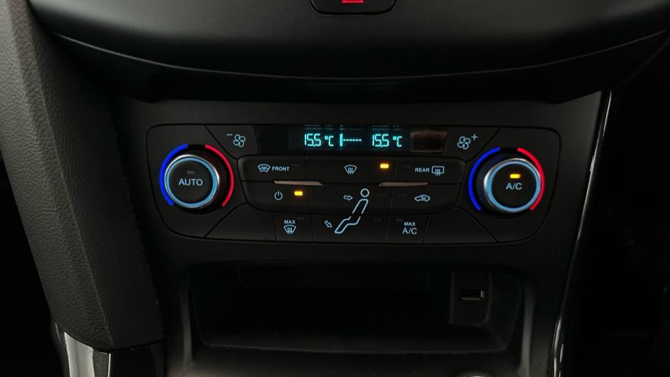 Air Conditioning /Dual Climate Control 