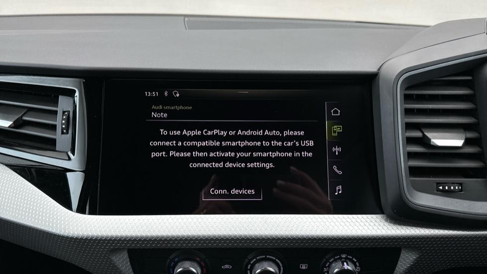 Apple Car Play & Android Auto