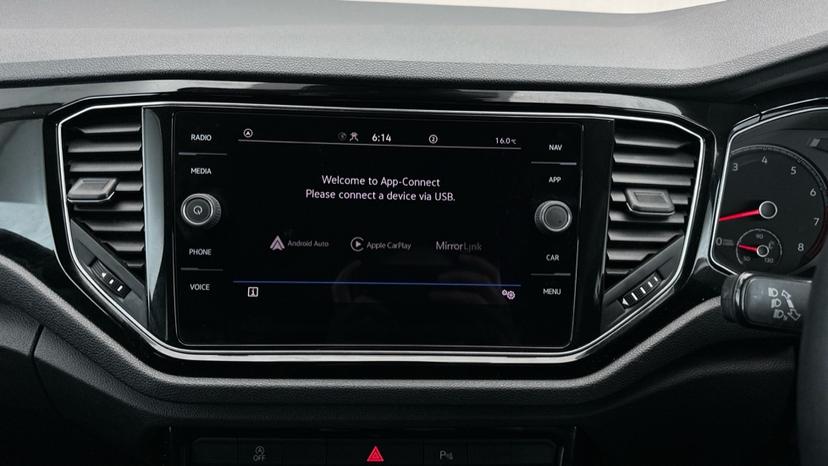 Apple Car Play & Android Auto