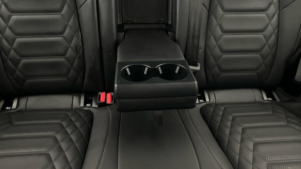 Rear Armrest/ Cup Holder