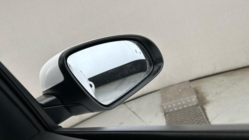 Blind Spot Monitoring System 