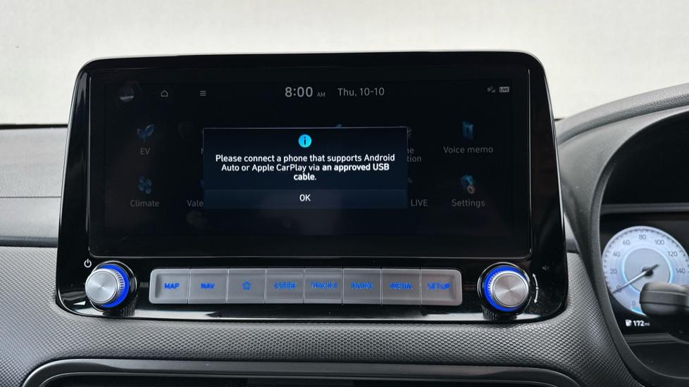 Apple Car Play & Android Auto