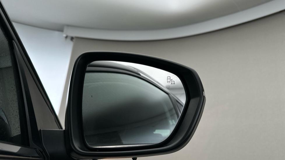 Blind Spot Monitoring System 